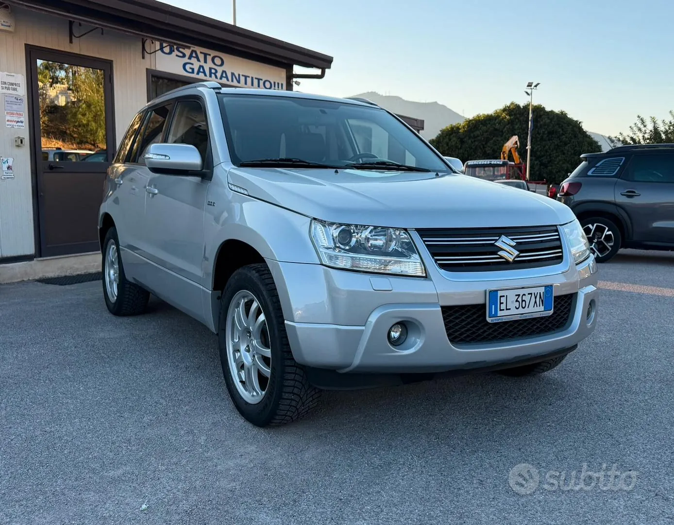 Suzuki Grand Vitara 2012 photo 3