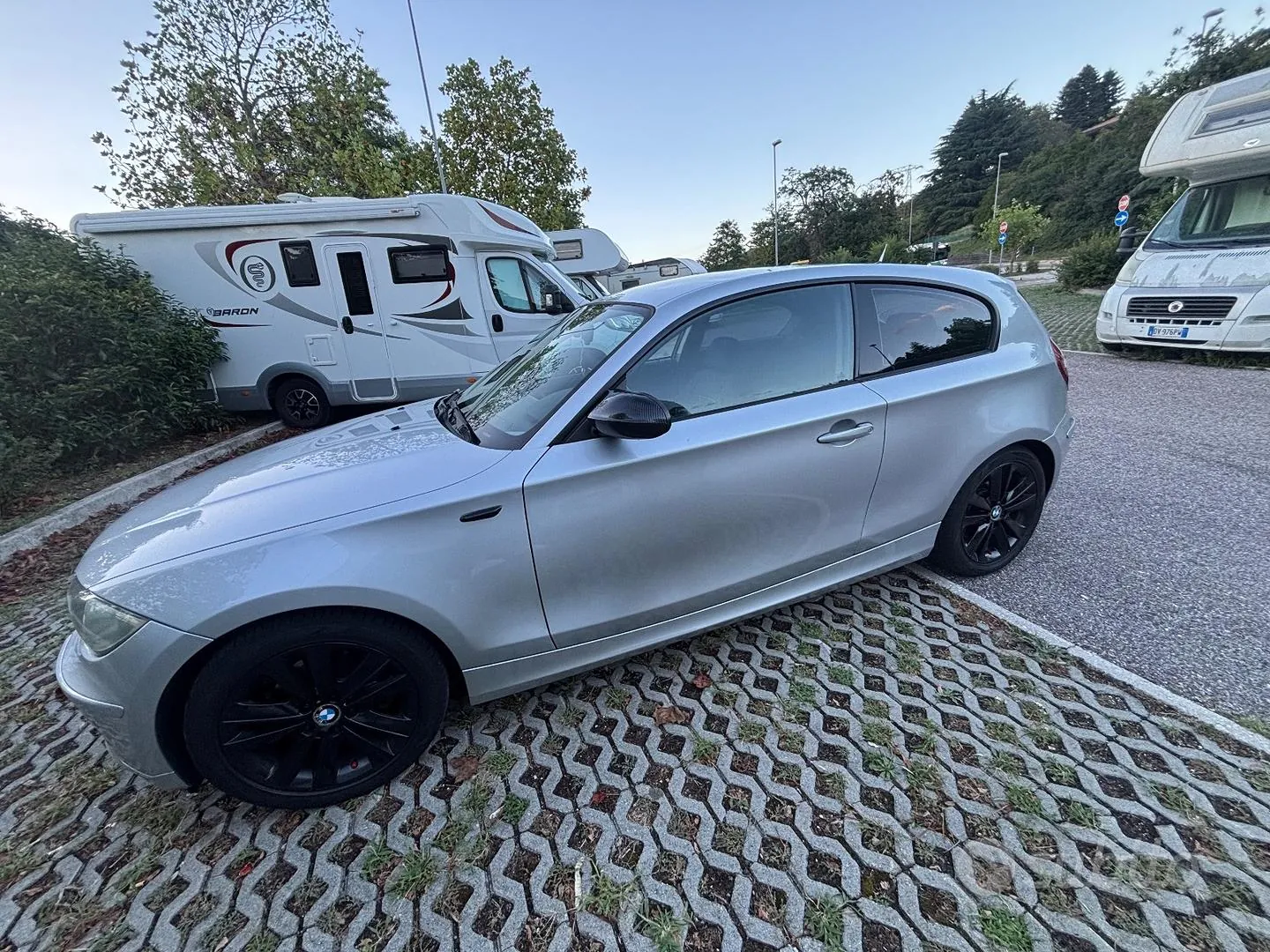 BMW 1 Series 2009 photo 3