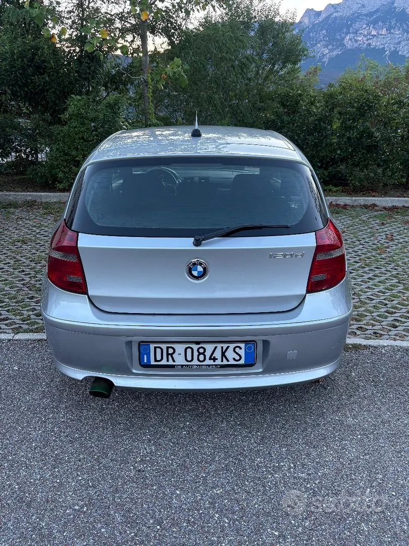 BMW 1 Series 2009 photo 4