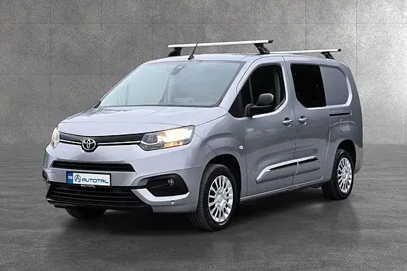 Toyota Proace City 2023 photo 3