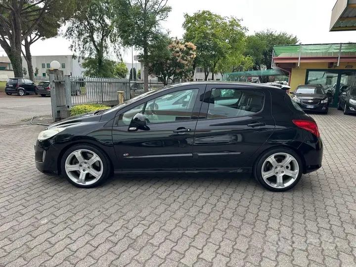 Peugeot 308 2011 photo 5