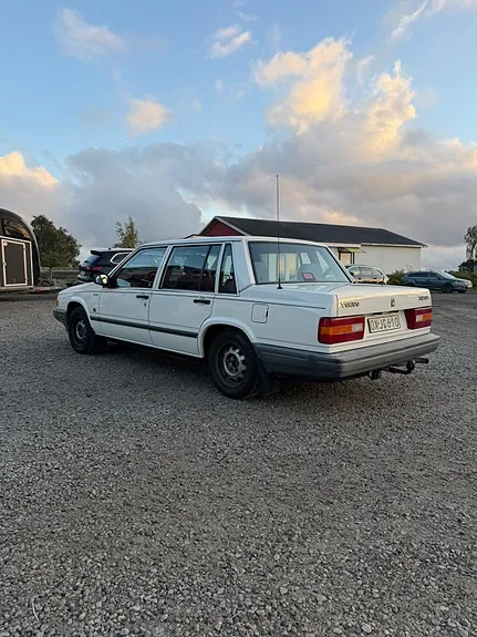 Volvo 740 1990 photo 2