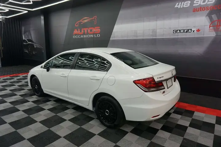 Honda Civic 2015 photo 5
