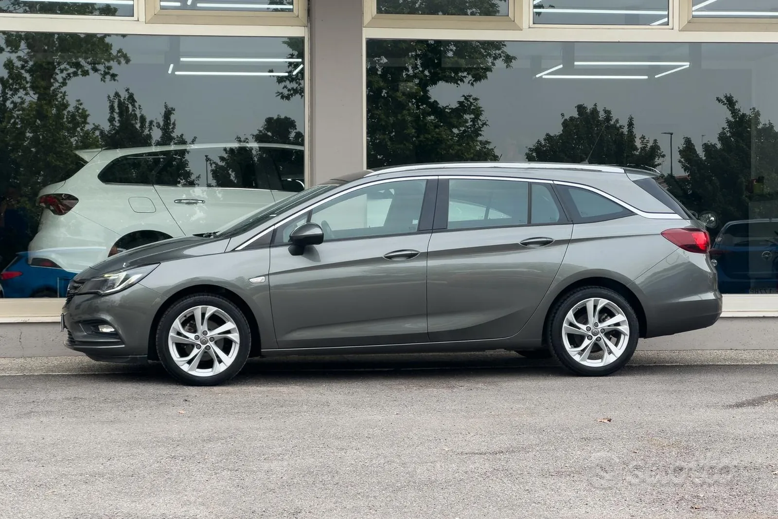 Opel Astra 2019 photo 4