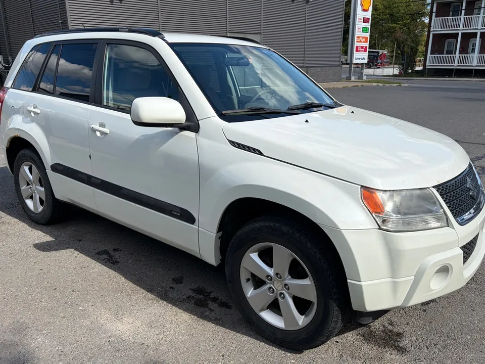 Suzuki Grand Vitara 2011 photo 4