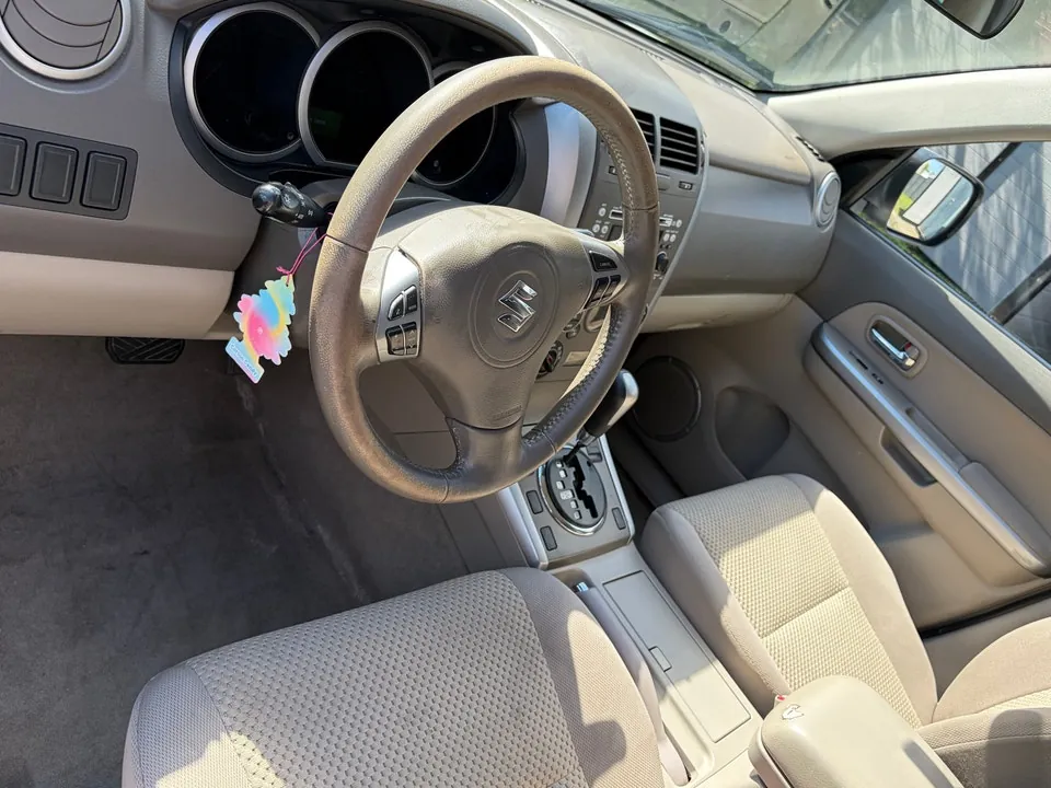 Suzuki Grand Vitara 2011 photo 5