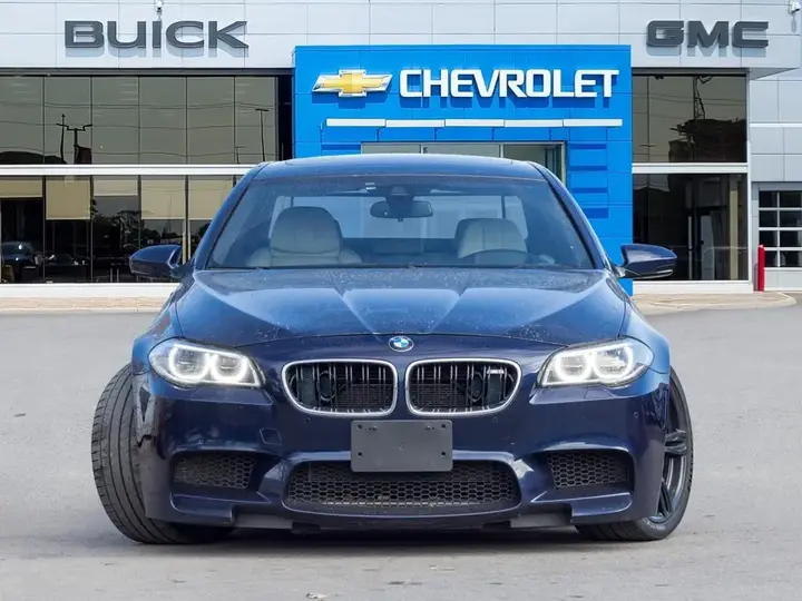 BMW M5 2015 photo 2
