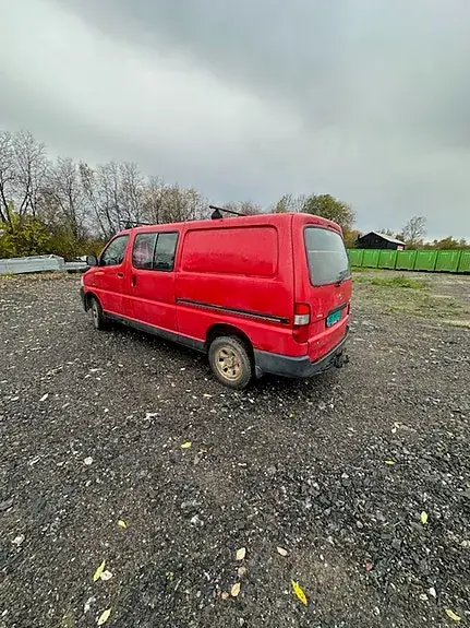 Toyota Hiace 2007 photo 3