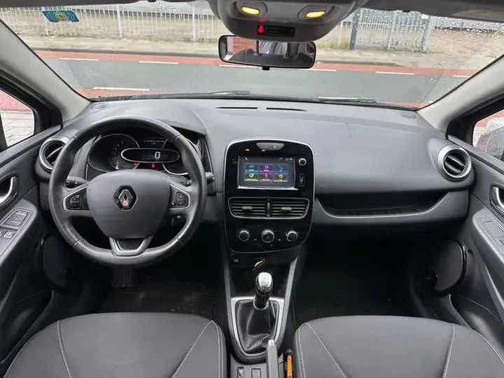 Renault Clio 2016 photo 3