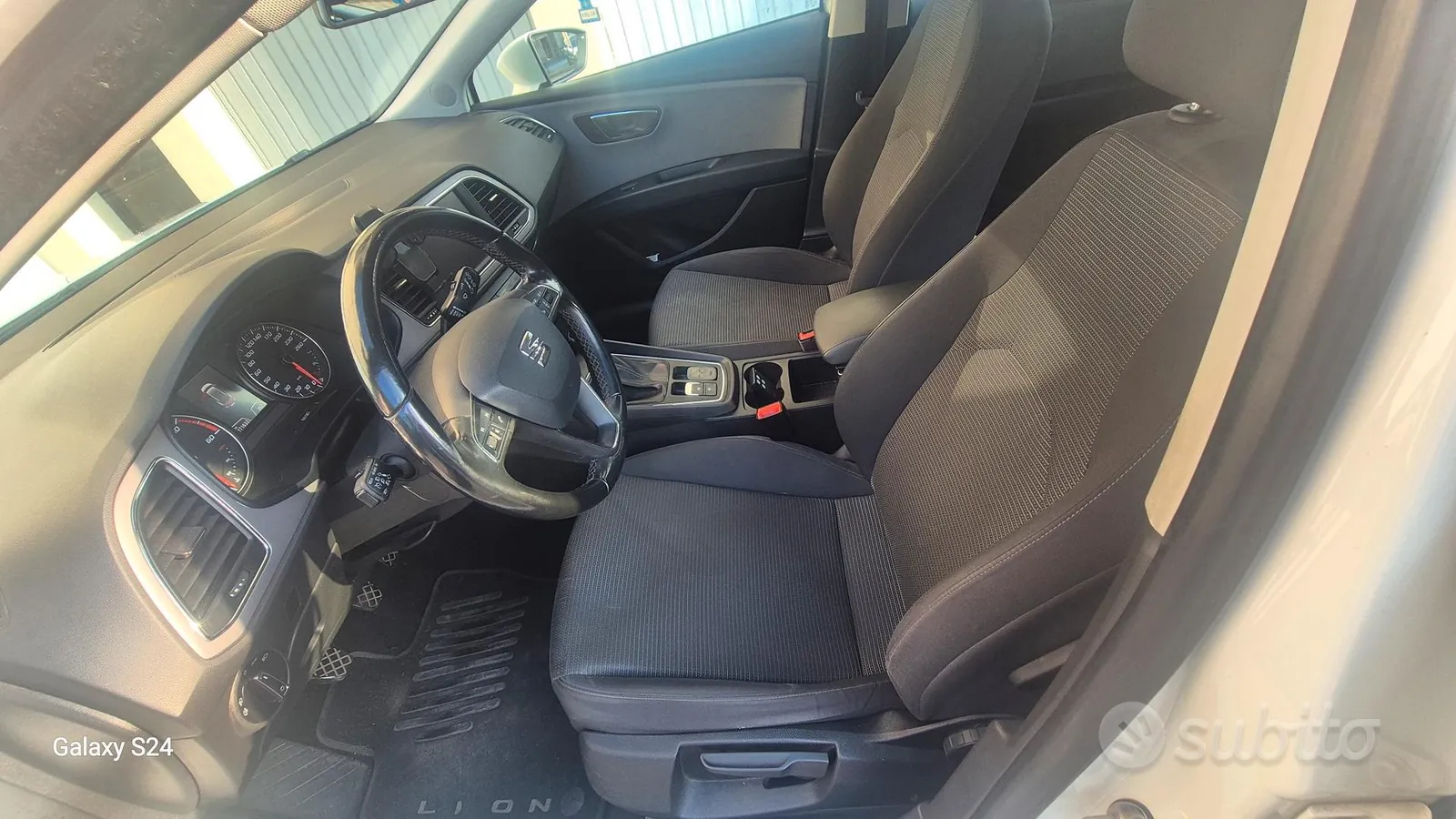 Seat Leon 2017 photo 5