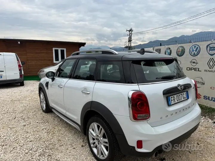 Mini Countryman 2018 photo 5
