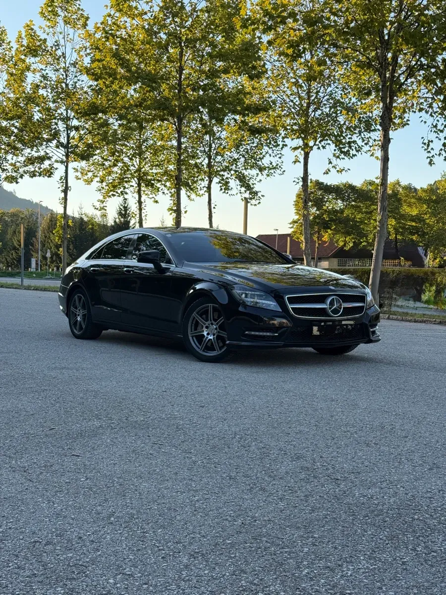 Mercedes-Benz Cls-Class