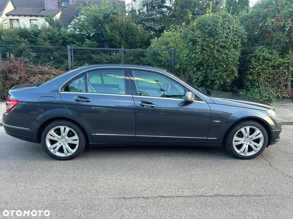 Mercedes-Benz C-Class 2009 photo 4