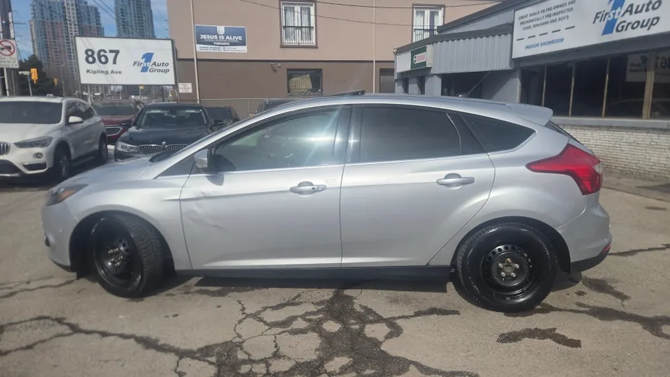 Ford Focus 2013 photo 2