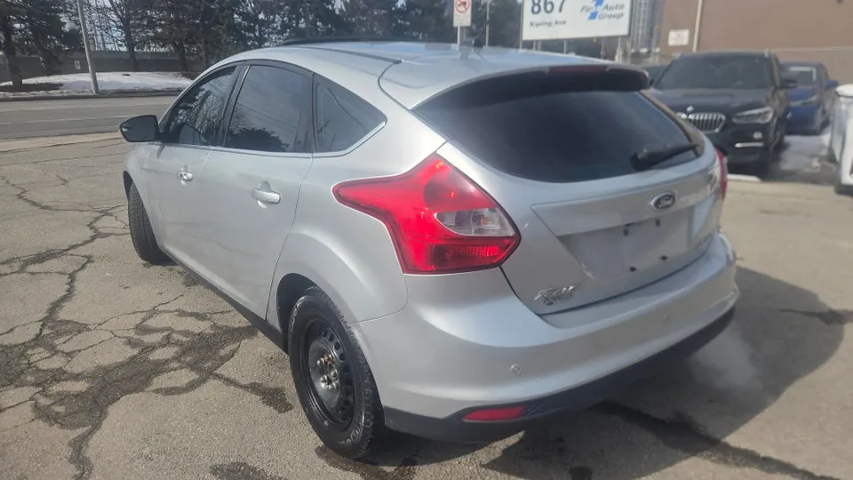 Ford Focus 2013 photo 3