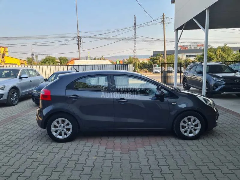 Kia Rio 2014 photo 2