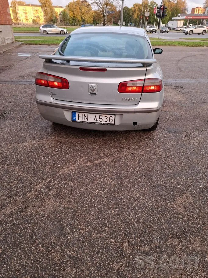 Renault Laguna 2002 photo 3