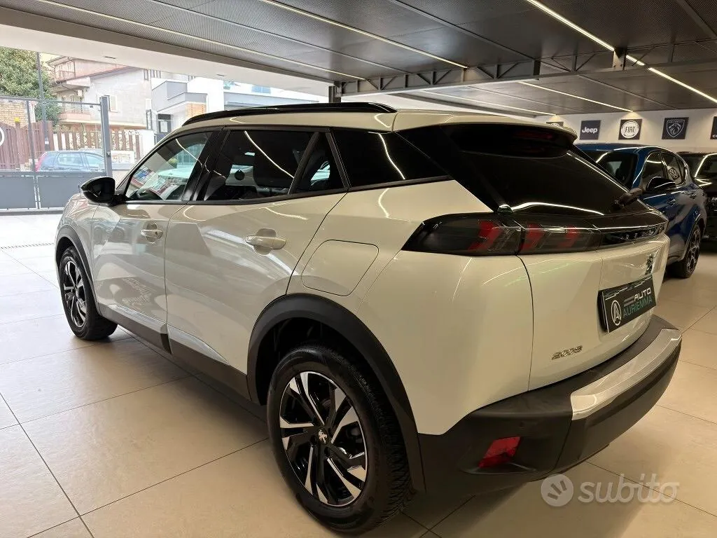 Peugeot 2008 2022 photo 4