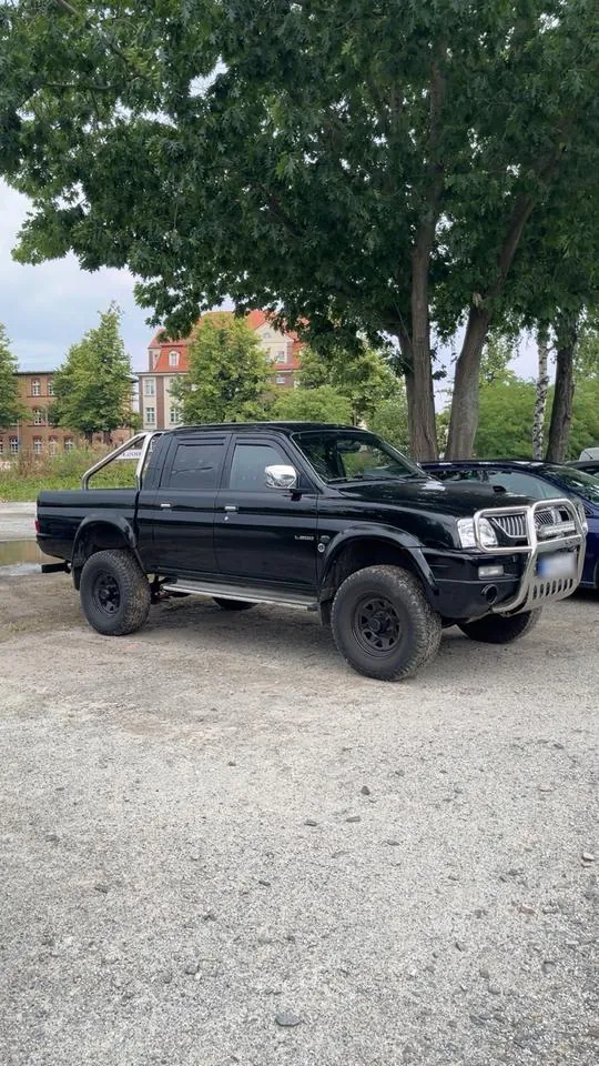 Mitsubishi L200