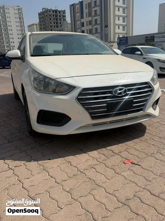 Hyundai Accent 2019 photo 3
