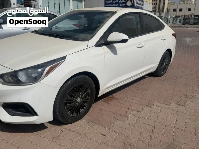 Hyundai Accent 2019 photo 4