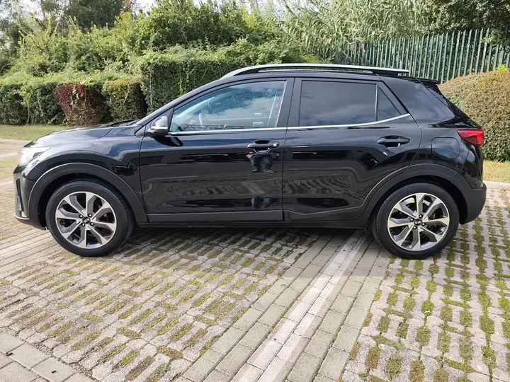 Kia Stonic 2021 photo 3