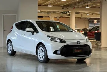 Toyota Aqua 2021 photo 2