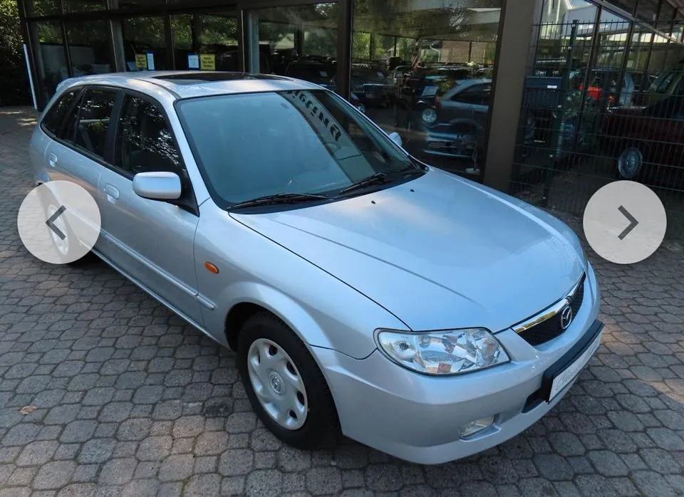 Mazda 323