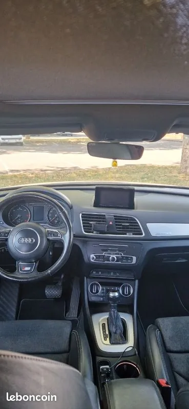 Audi Q3 2015 photo 3