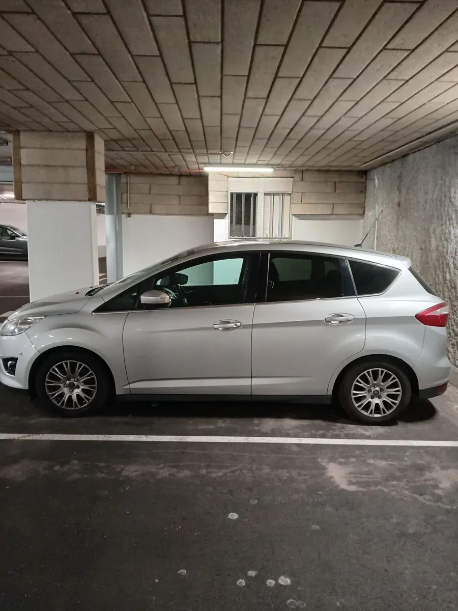 Ford C-Max 2011 photo 3