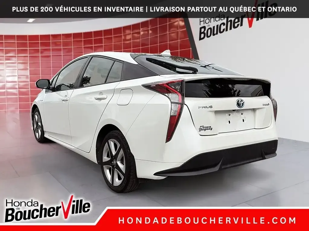 Toyota Prius 2017 photo 4