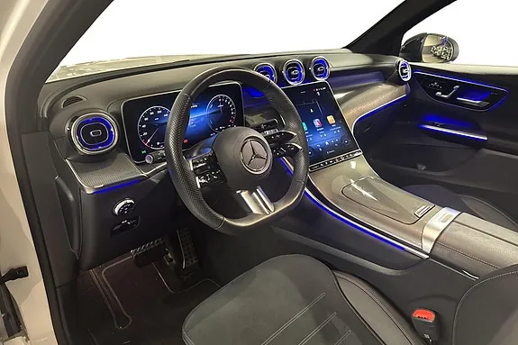 Mercedes-Benz Glc300 E 2026 photo 3