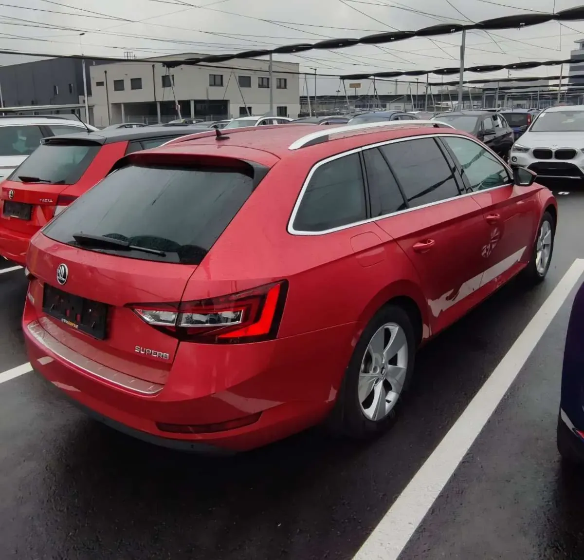 Skoda Superb 2016 photo 2