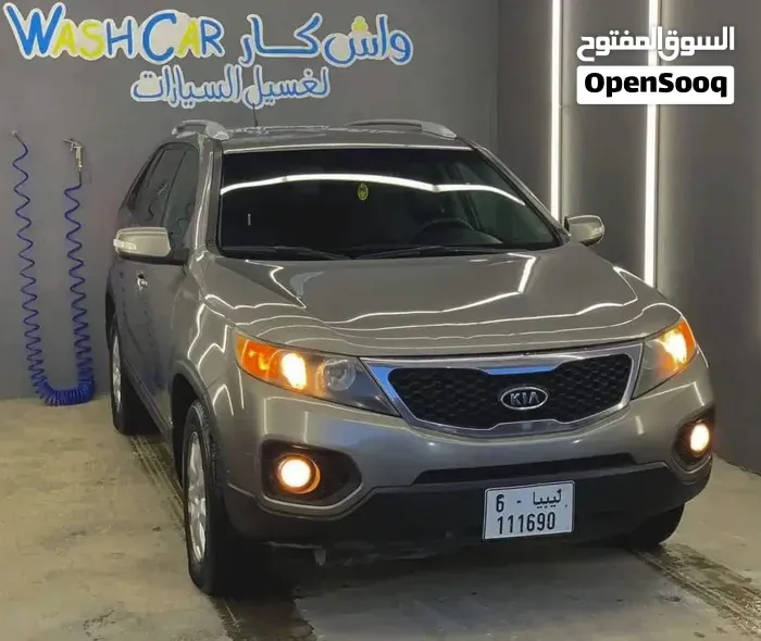 Kia Sorento 2011 photo 2