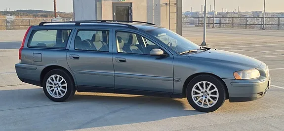 Volvo V70 2005 photo 2