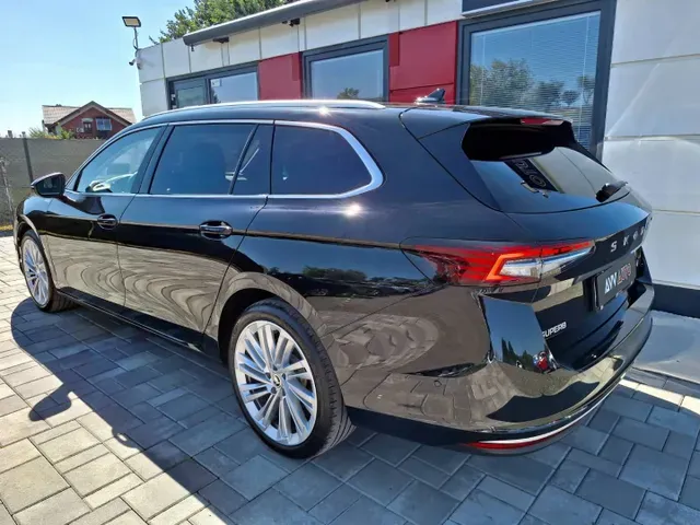 Skoda Superb Combi 2024 photo 4