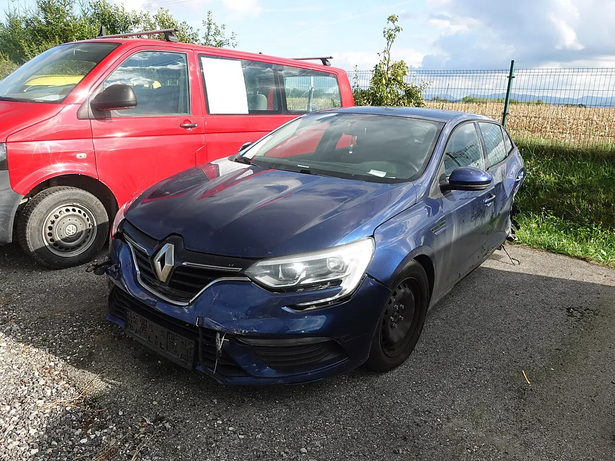 Renault Megane 2017 photo 2