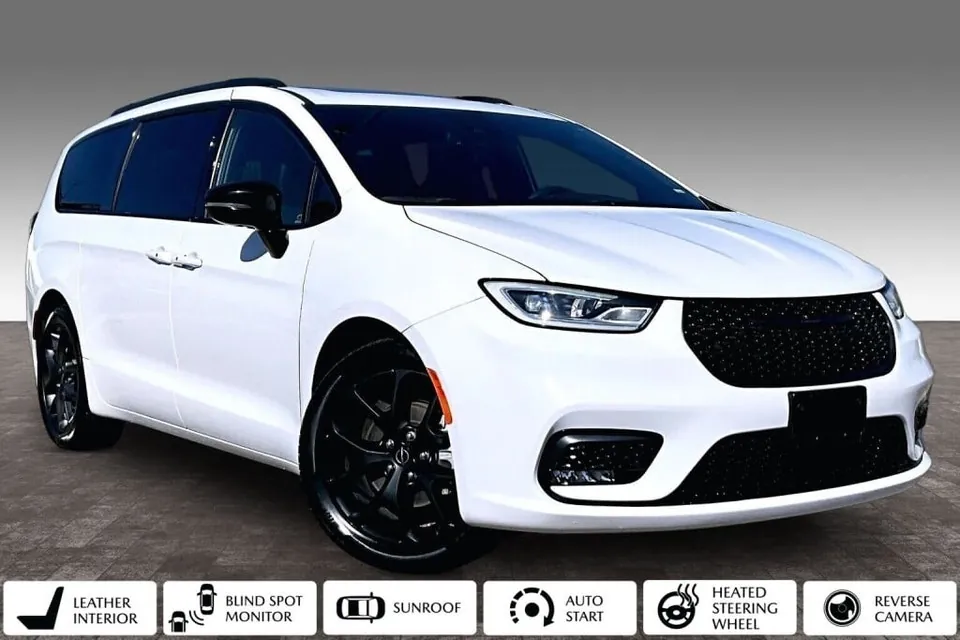 Chrysler Pacifica 2025 photo 2