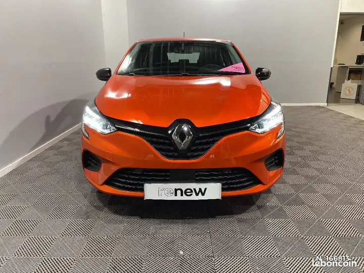 Renault Clio 2022 photo 3