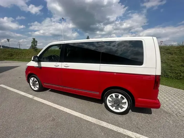 Volkswagen Multivan 2017 photo 2