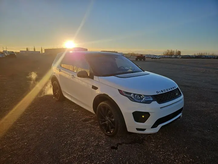 Land Rover Discovery Sport 2018 photo 2