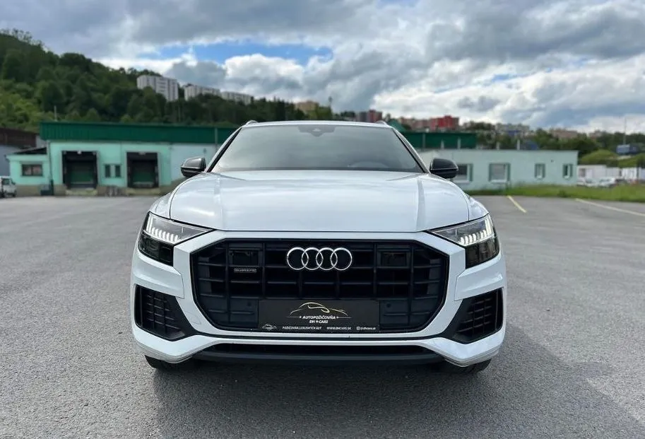 Audi Q8 2020 photo 2