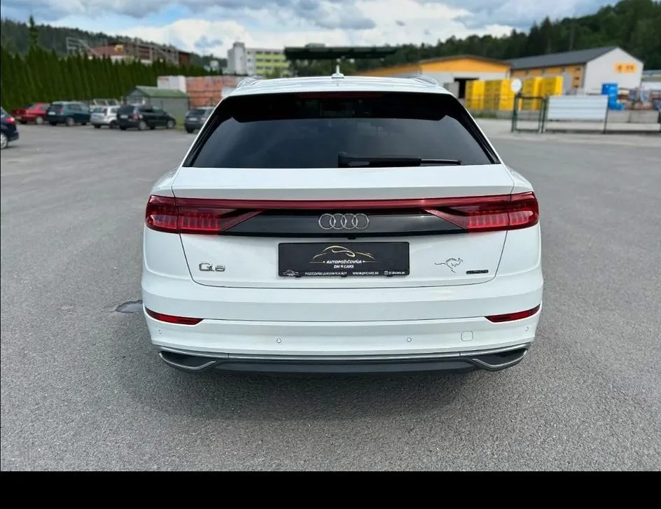 Audi Q8 2020 photo 5