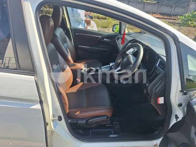 Honda Fit Shuttle 2015 photo 3