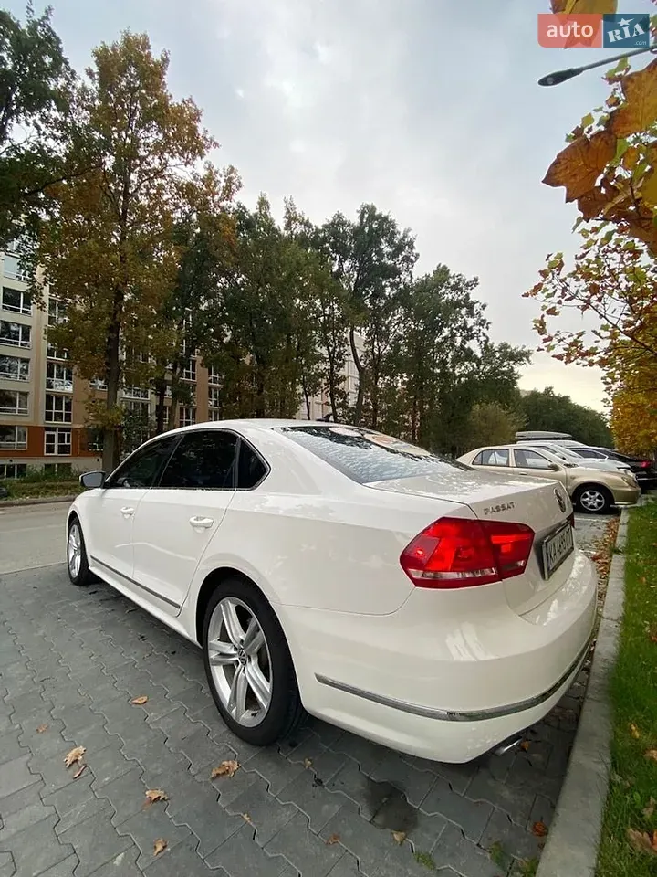 Volkswagen Passat 2013 photo 4