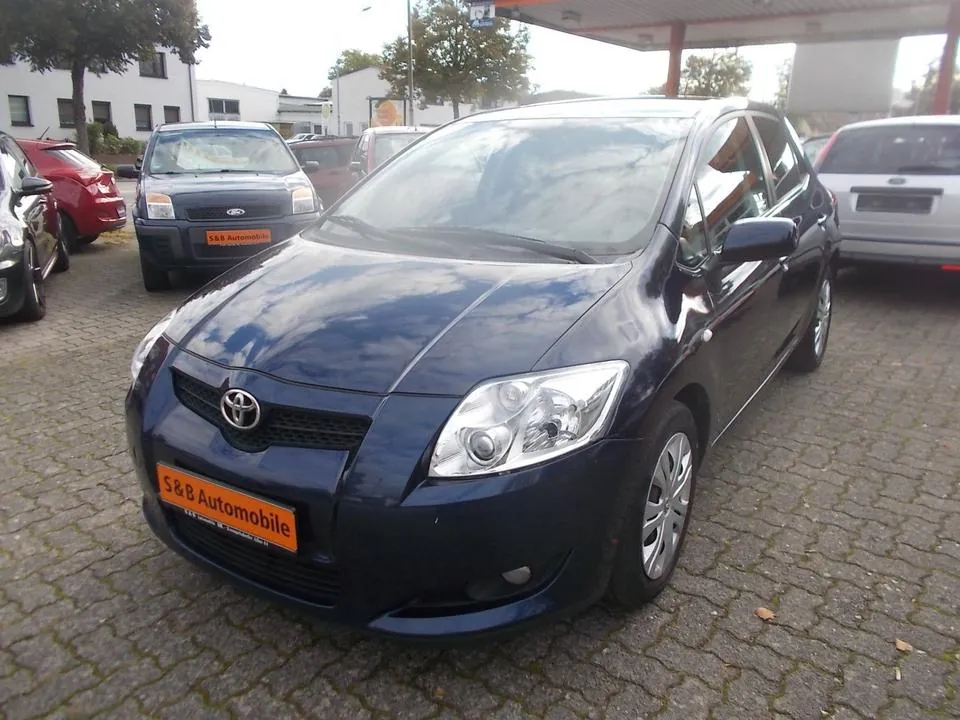 Toyota Auris