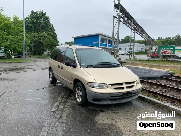 Chrysler Voyager 2000 photo 3