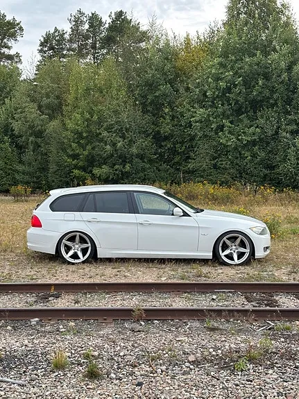 BMW 320D 2012 photo 5