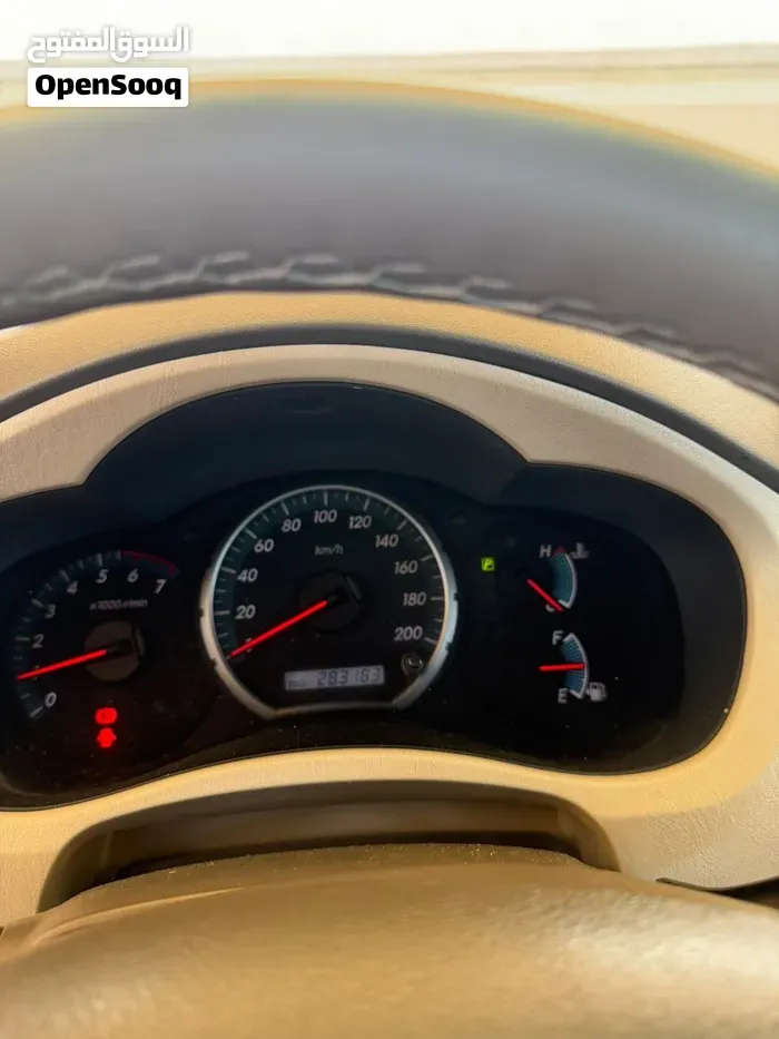 Toyota Innova 2013 photo 2