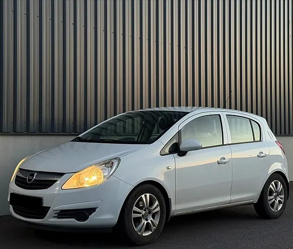Opel Corsa 2011 photo 3
